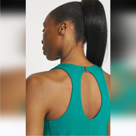 ATHLETA ultimate ease Green Sleeveless Halter Mini Dress - Picture 4 of 10